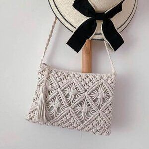 Free Spirit Weave and Tassel Crossbody, WHITE